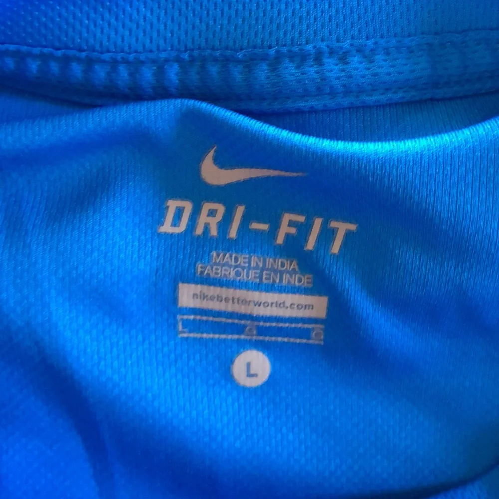 Golf Shirt NIKE Dri-Fit bright Blue Tee Large‎